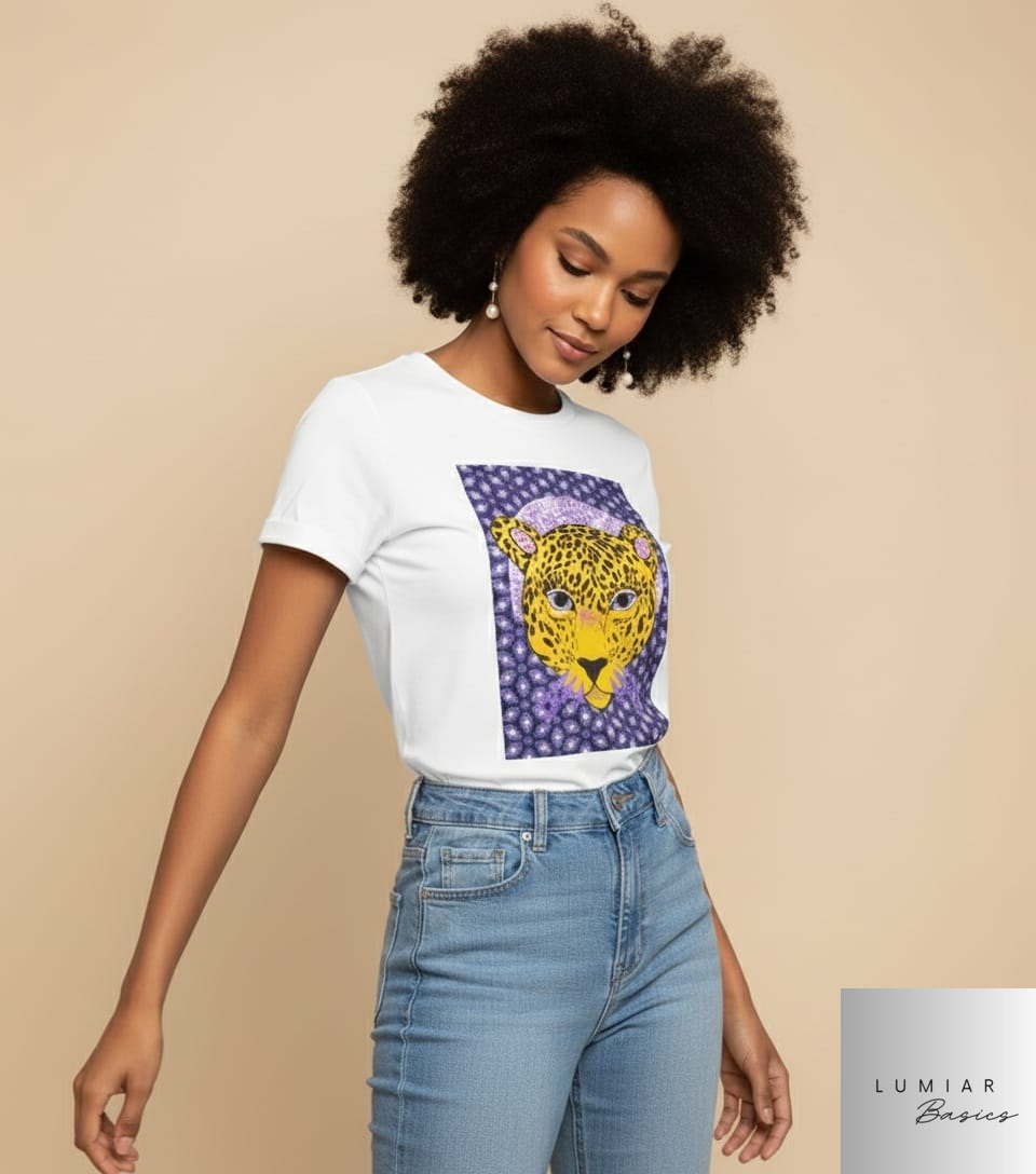 T-shirt feminina onça pintada coração- White - Imagem 4